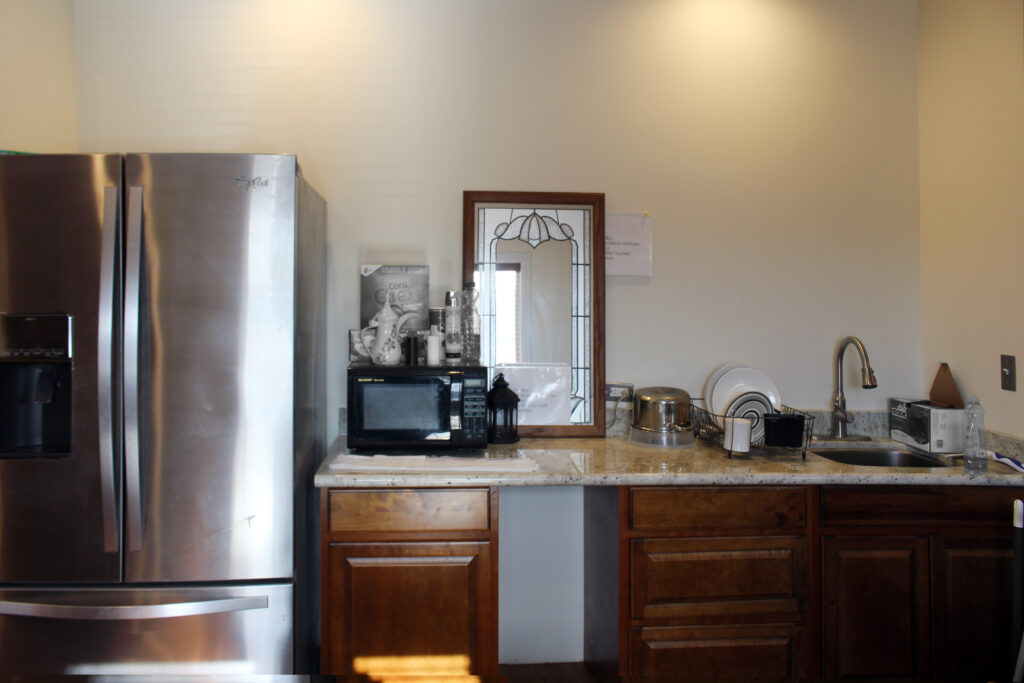 Lounge Kitchen
